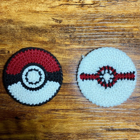 Pokémon Handmade Pokeball Premier Ball Needlepoint Yarn Crafts Set of 2 - Picture 2 of 6